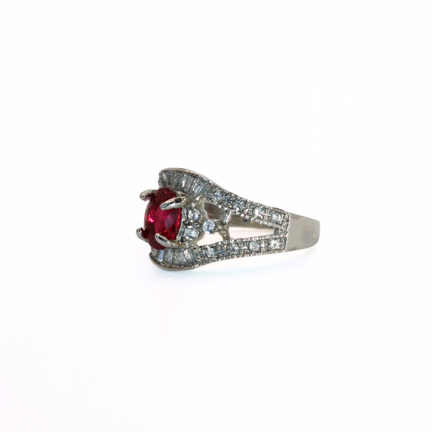 Vintage Silver Tone Red Crystal Art Deco Cocktail Ring