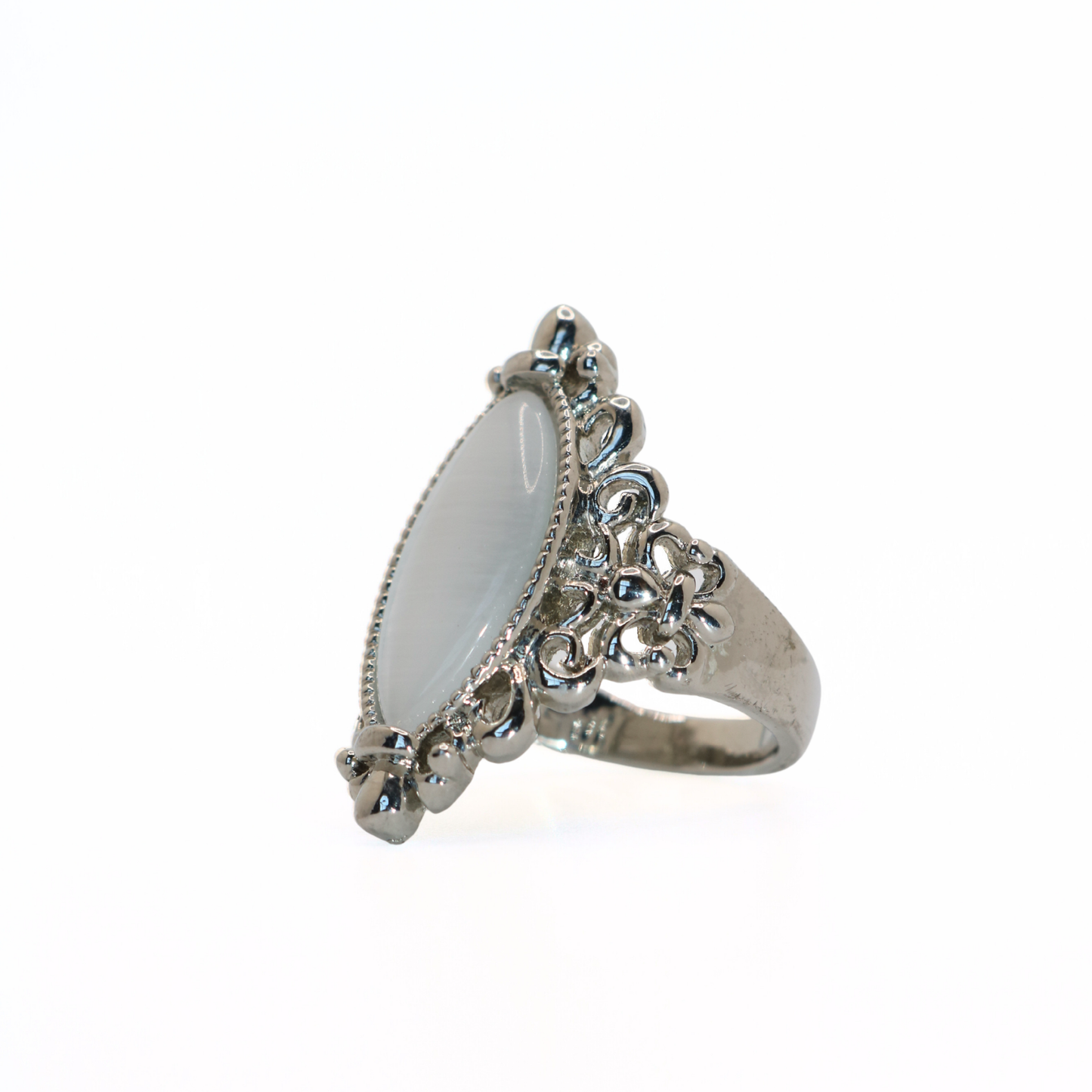 Vintage Silver Tone White Cat's Eye Marquise Baroque Ring